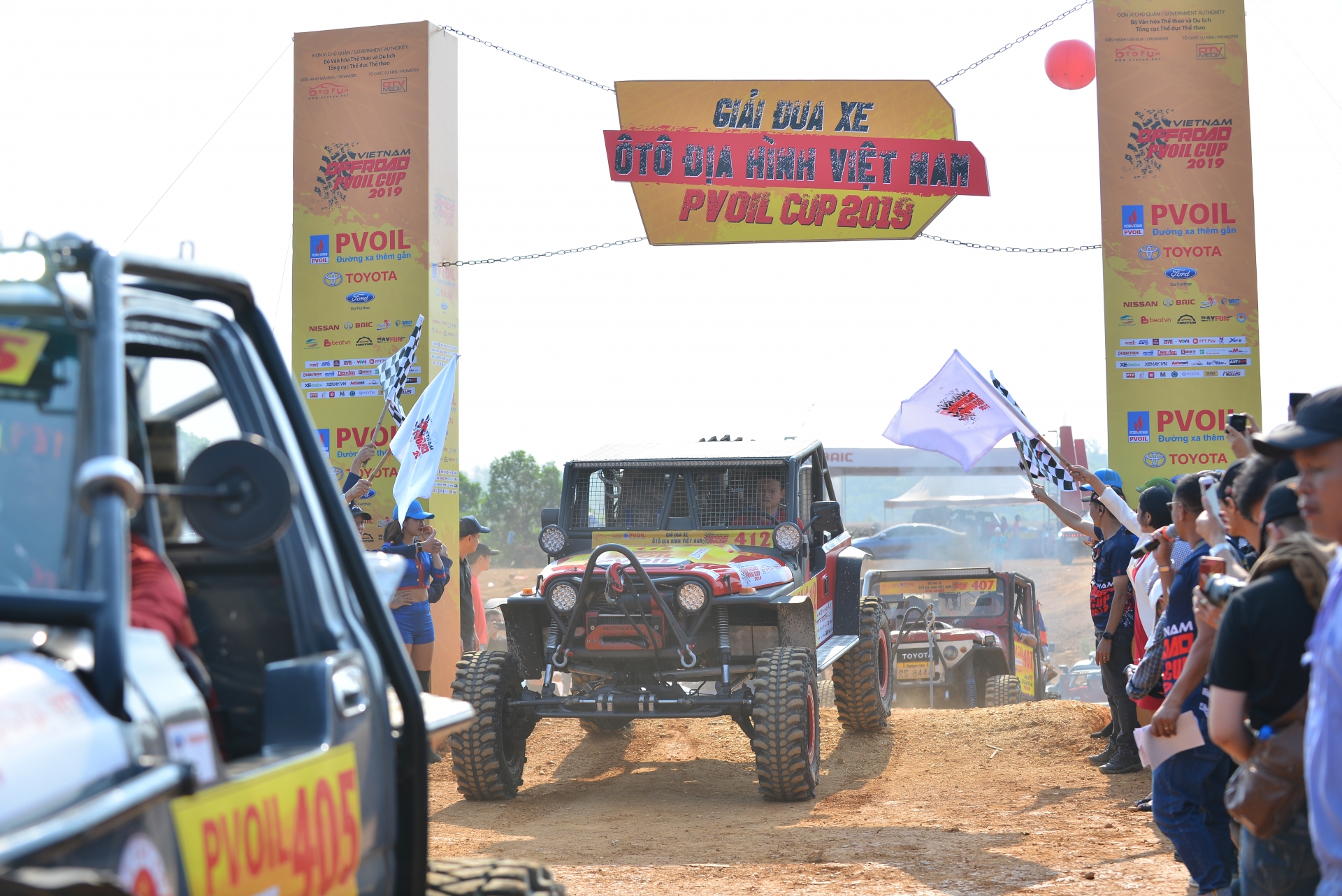 giai dua xe offroad lon nhat 2019 chinh thuc khoi tranh