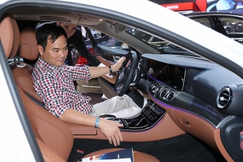 mua xe mercedes trong thang 9 duoc nhan uu dai kep