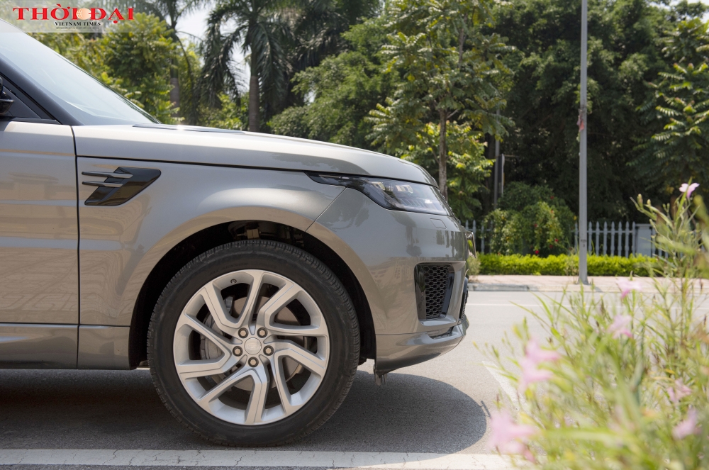 Đánh giá Range Rover Sport HSE Dynamic 2020: Đậm chất quý tộc nhưng vẫn dư thừa sức mạnh