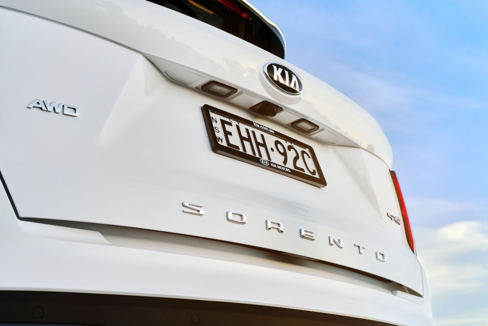 2518 kia sorento 14 1599782646510438811349 crop 15997830879471119408787