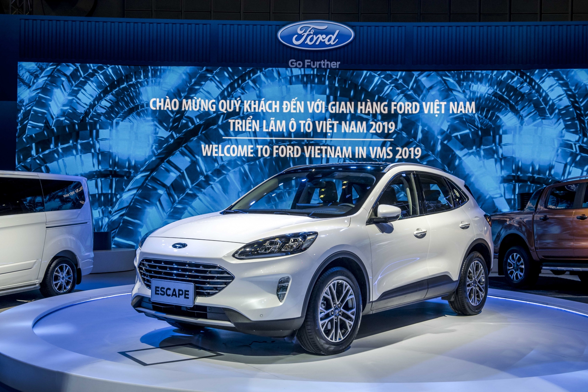 ford lap rap escape se tiep tuc dau tu san xuat xe tai viet nam