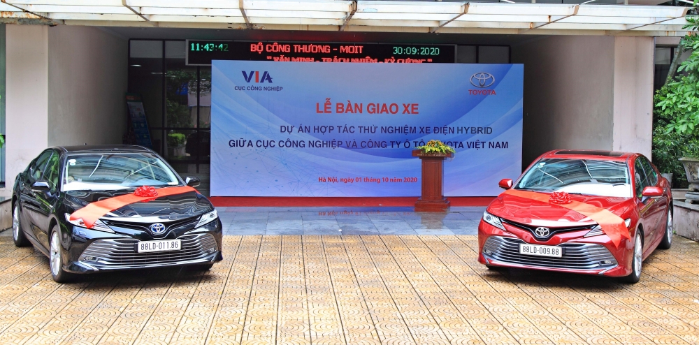 2711 chyyng trinh hyp tac giya tmv va moit vy cong nghy hybrid 3