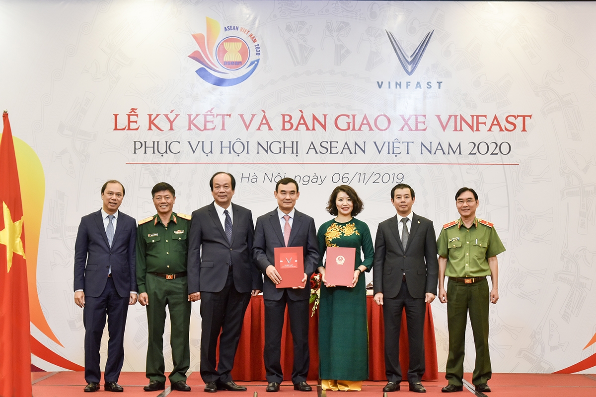 o to vinfast se la phuong tien di chuyen chinh thuc cua asean 2020
