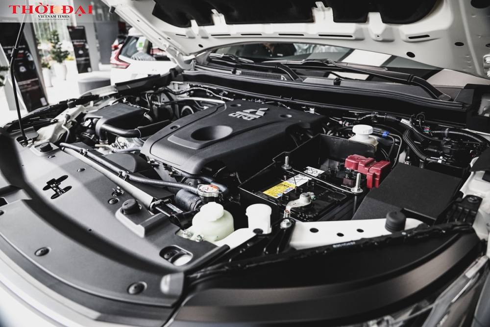 Chi tiết Mitsubishi Pajero Sport mới đang 'cháy hàng'