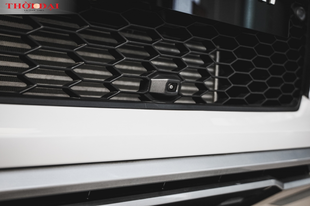 Chi tiết Mitsubishi Pajero Sport mới đang 'cháy hàng'