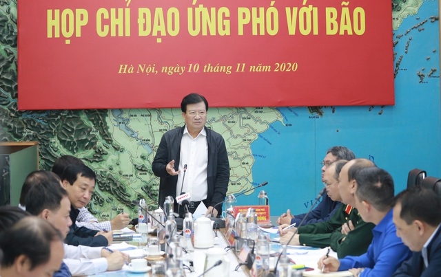 Bão số 13 (Vamco) có sức gió giật cấp 15