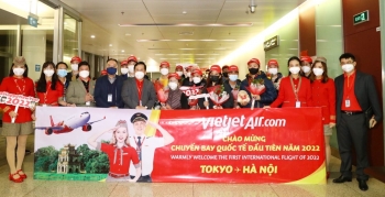 Các hãng hàng không nội địa đồng loạt nối chuyến bay quốc tế thường lệ