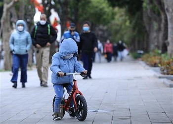 Dự báo thời tiết 8/1/2022: Bắc Bộ sáng và đêm trời rét, Nam Bộ chiều tối có mưa dông vài nơi