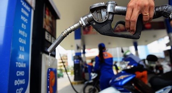 Xăng, dầu đồng loạt tăng giá