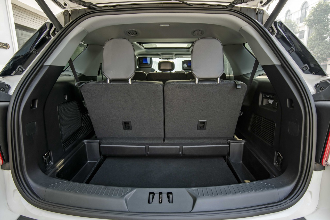 Ford Explorer 2022 ra mắt tại Việt Nam, giá bán là 2,366 tỷ đồng
