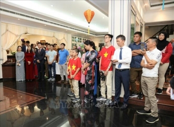 Bà con người Việt tại Brunei đón mừng xuân quê hương