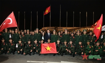 Người sỹ quan trẻ hoãn ngày cưới, lên đường sang Thổ Nhĩ Kỳ cứu hộ cứu nạn