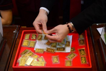 Ngày 9/3: giá vàng trong nước ‘đứt gãy’ đà tăng, vàng thế giới lên đỉnh lịch sử