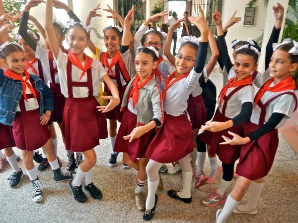 Cuba chăm sóc sức khỏe tâm thần cho trẻ em trong đại dịch COVID-19