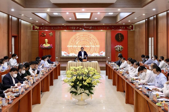 Thủ tướng: Xây dựng Trường Sa trở thành trung tâm KT-VH-XH trên biển