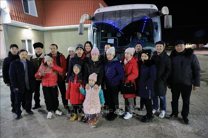 Đại sứ quán Việt Nam tại Nga tiếp tục phối hợp đón đồng bào sơ tán từ Ukraine
