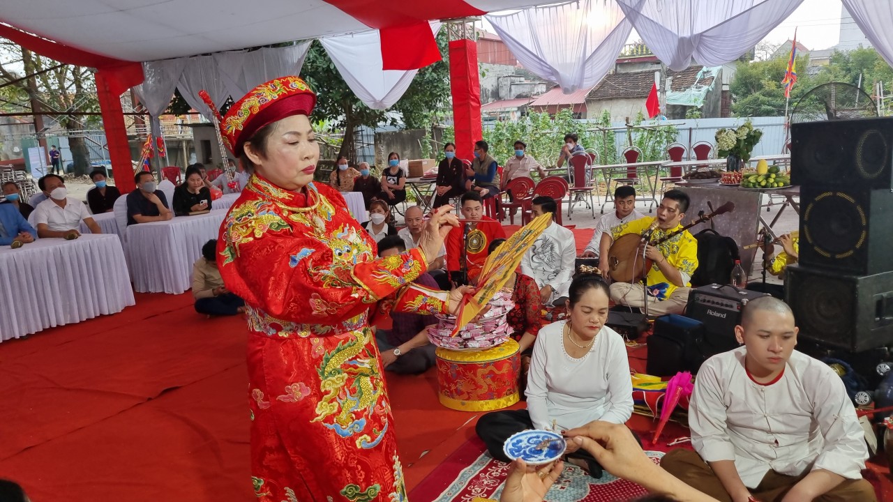 Bài 1: Bản giao hưởng của vũ trụ