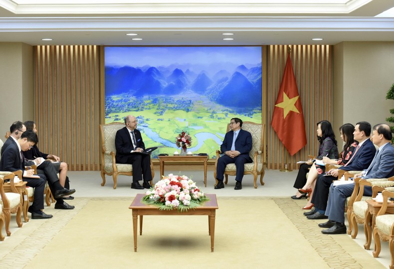 Ủng hộ doanh nghiệp Thụy Sĩ đầu tư chất lượng cao, kinh doanh lâu dài tại Việt Nam ảnh 2