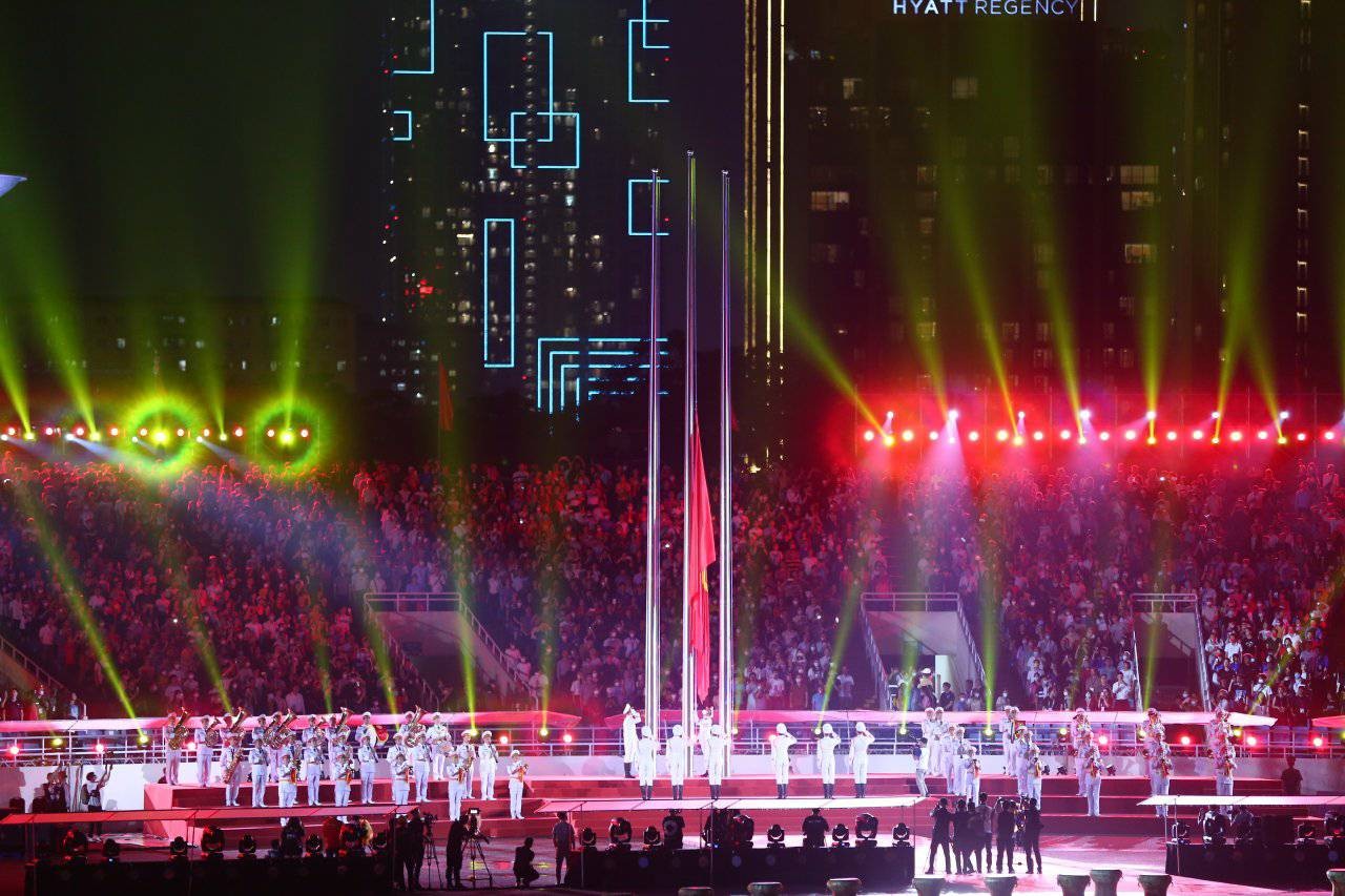 Khai mạc SEA Games 31: Sự kiện lớn của tình đoàn kết, hữu nghị, nơi giao lưu các nền văn hóa Khai mạc SEA Games 31: Sự kiện lớn của tình đoàn kết, hữu nghị, nơi giao lưu các nền văn hóa