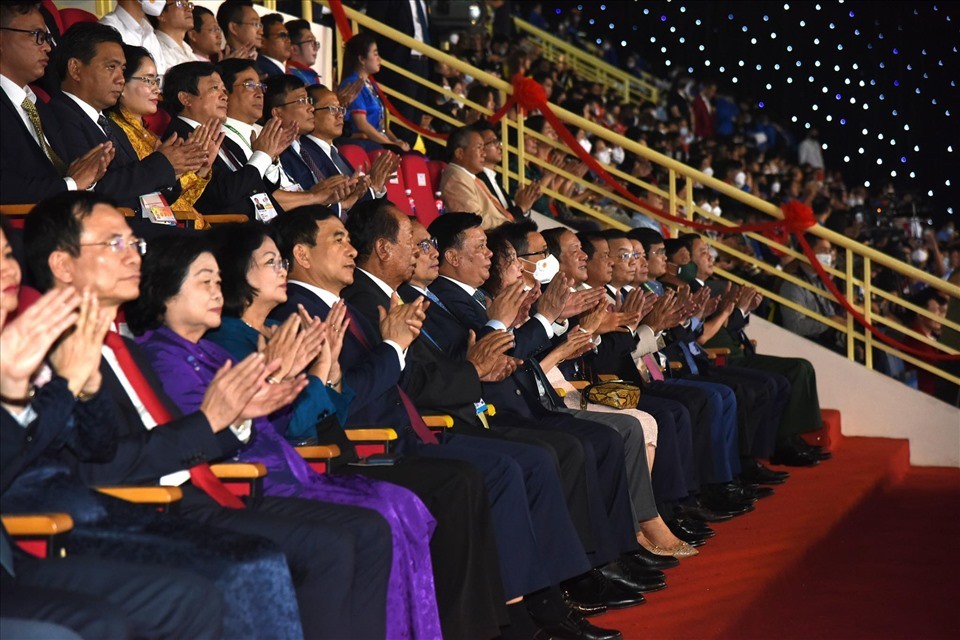 Bế mạc SEA Games 31: Xin chào Việt Nam, hẹn gặp lại ở Campuchia 2023