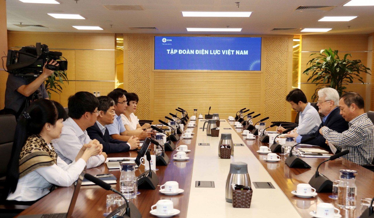 Toàn cảnh buổi tiếp.