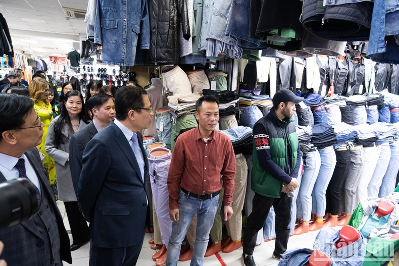 Chuyện về người Việt tại chợ Chốp (Nga) ảnh 4