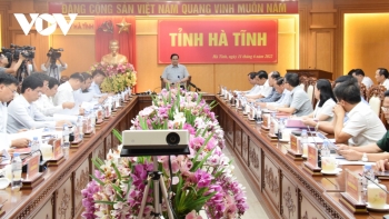 Thủ tướng Phạm Minh Chính làm việc với Thường vụ Tỉnh ủy Hà Tĩnh