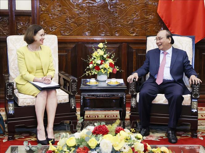 Chủ tịch nước Nguyễn Xuân Phúc tiếp Đại sứ Australia