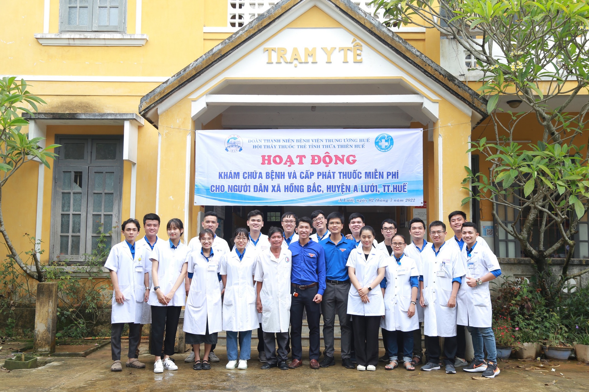 21 bác sĩ trẻ lên vùng cao tham gia chiến dịch tình nguyện hè - ảnh 1