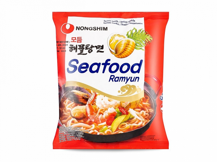 Mì ăn liền Hàn Quốc bị EU thu hồi vì chứa chất cấm có được bán tại Việt Nam?