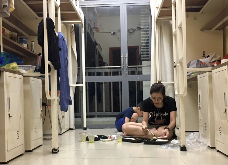 Người dân Thanh Xuân Trung thấy yên tâm về cuộc sống trong khu cách ly tập trung
