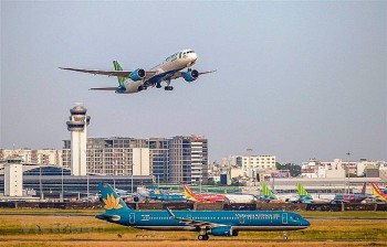 Giảm 50% giá hạ, cất cánh các chuyến bay nội địa đến hết năm 2021