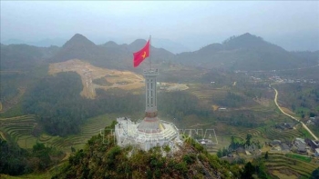77 năm Quốc khánh: Thiêng liêng Cột cờ Lũng Cú trên đỉnh núi Rồng