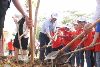 Toyota chung tay “xanh hóa học đường” năm 2021