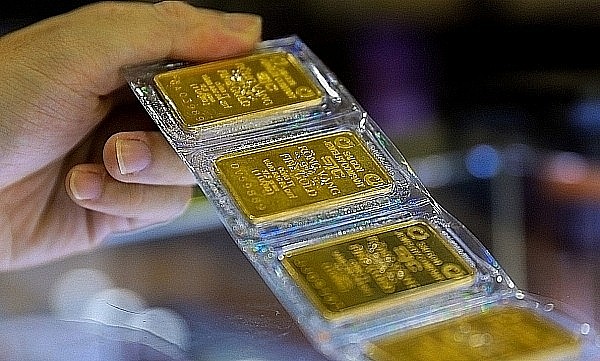 Giá vàng trong nước tăng, vàng thế giới đứng vững ở ngưỡng nhạy cảm