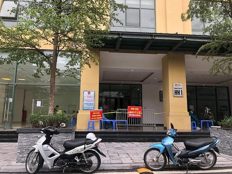 Hà Nội cách ly chung cư hơn 1.000 dân