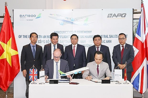 Thủ tướng dự lễ công bố đường bay thẳng Việt-Anh của Bamboo Airways | Chính trị | Vietnam+ (VietnamPlus)