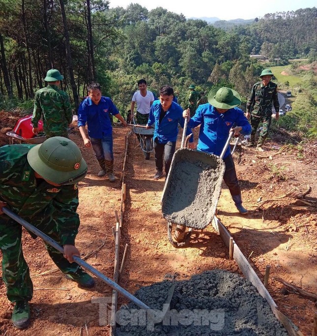 Công trình thắm tình quân dân trên biên giới Lạng Sơn Công trình thắm tình quân dân trên biên giới Lạng Sơn ảnh 8