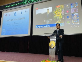 Ra mắt hai Trung tâm quốc tế dạng 2 về Toán học và Vật lý được UNESCO công nhận và bảo trợ