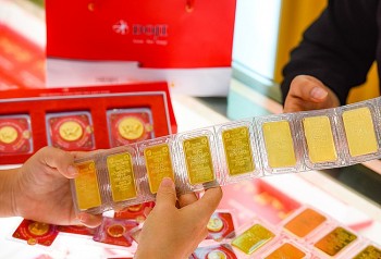 Giá vàng SJC tăng mạnh, chạm ngưỡng 60 triệu đồng/lượng