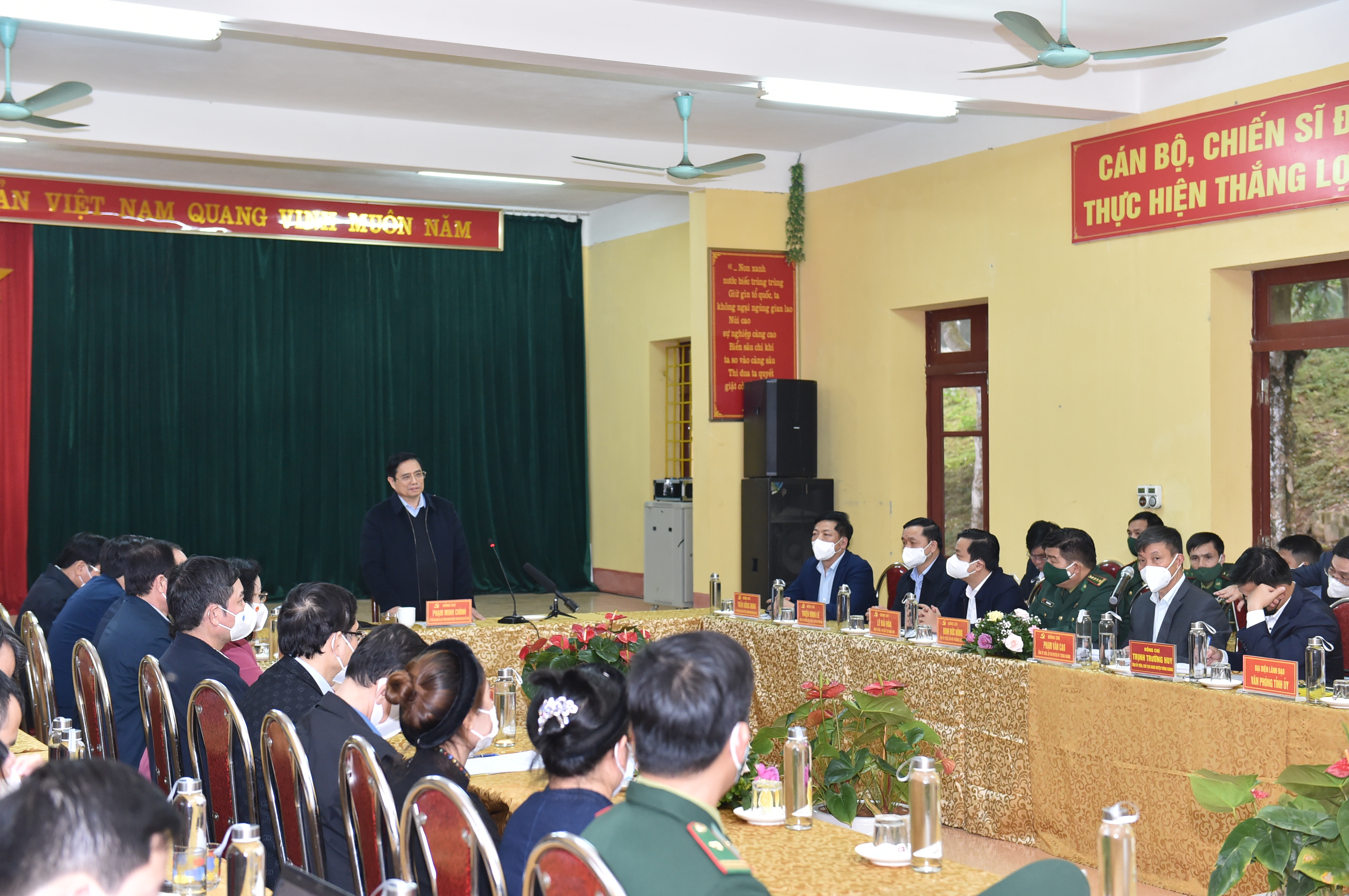 Xây dựng đường biên giới hòa bình, hữu nghị và phát triển là một nhiệm vụ chính trị hàng đầu, thường xuyên