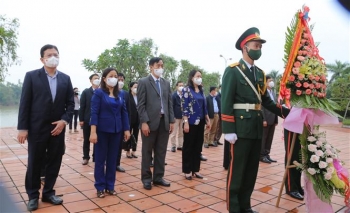 Phó Chủ tịch nước Võ Thị Ánh Xuân thăm và làm việc tại Quảng Trị