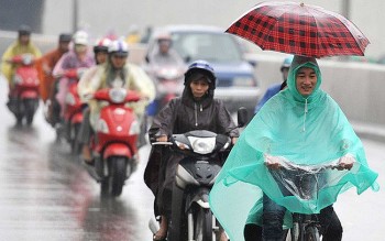 Dự báo thời tiết 18/11: Mưa lớn tiếp diễn ở Trung Bộ