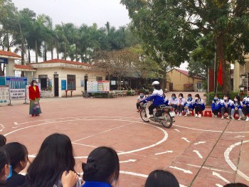 Khởi động chương trình giáo dục “An toàn giao thông cho nụ cười ngày mai” năm học 2021 – 2022