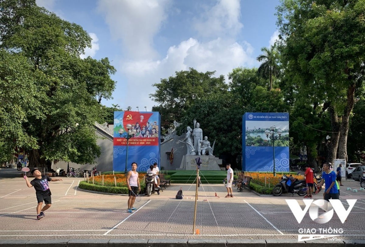 Dan ong pho co ha noi hinh anh 10