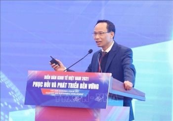 Cân nhắc chia chính sách tài khoá và tiền tệ thành 3 giai đoạn