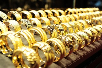 Giá vàng trong nước 'đi lên' trong phiên đầu tuần