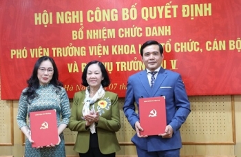 Trao quyết định bổ nhiệm nhân sự Ban Tổ chức Trung ương