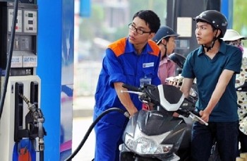 Giá xăng có thể giảm “sốc” trong kì điều hành ngày 10/12