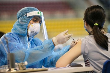 Thần tốc hơn nữa trong chiến dịch tiêm chủng, giảm tối đa số ca chuyển nặng và tử vong